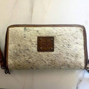 STS Ranchwear Cowhide Kacy Organizer